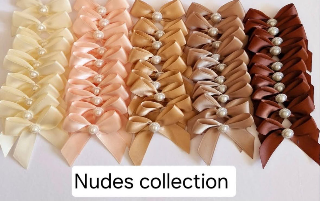 Bow sets self adhesive