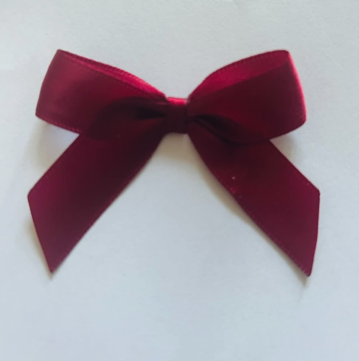 10x 5cm self adhesive bows